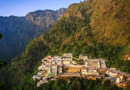 Srinagar Vaishno Devi Pilgrimage – A Spiritual Experience