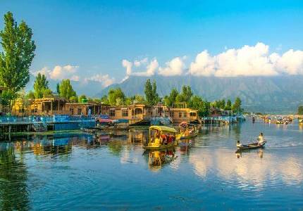 Chandigarh to Jammu & Srinagar – 8-Day Scenic Escape